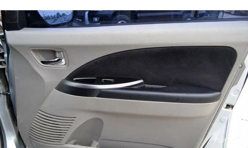 Mitsubishi Grandis 2006 - 10