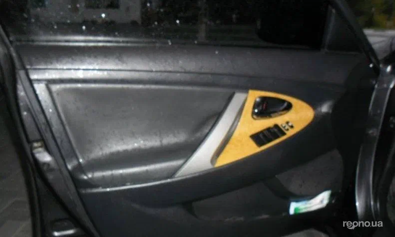 Toyota Camry 2007 - 8