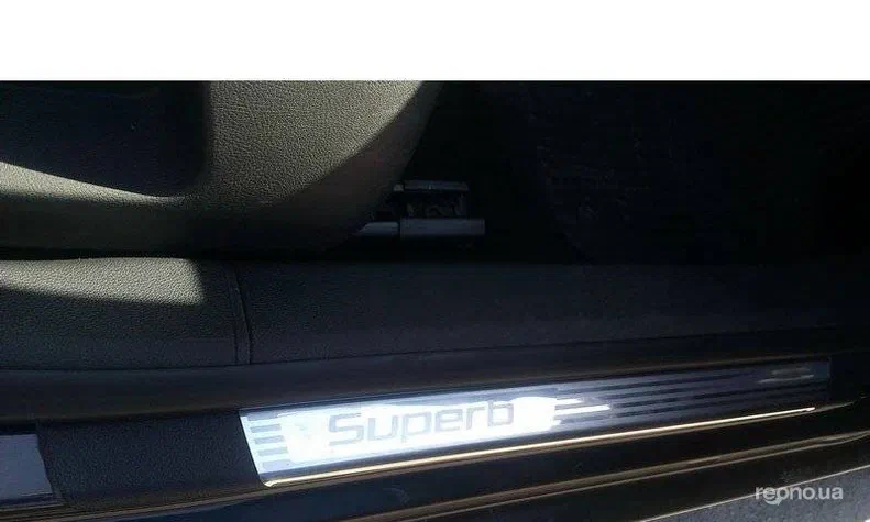 Skoda Superb 2009 - 17