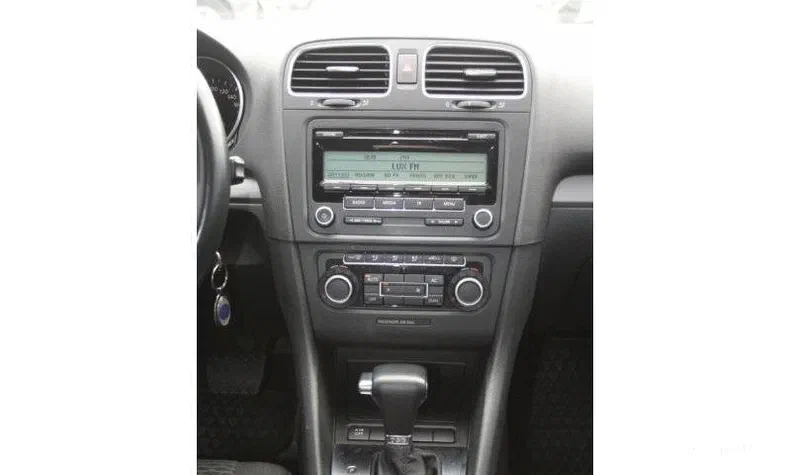 Volkswagen Golf 2010 - 2