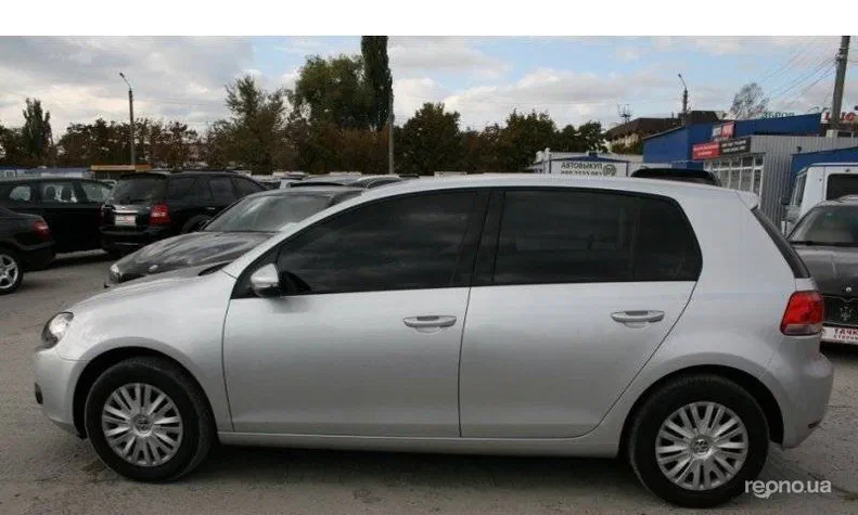 Volkswagen Golf 2010 - 12