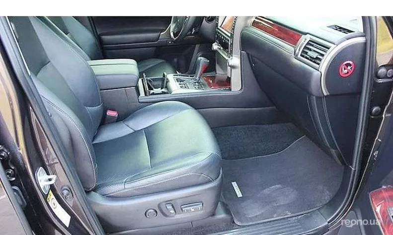 Lexus GX 2012 - 11