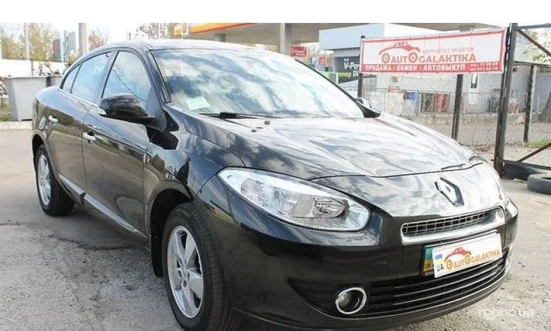 Renault Fluence 2010 - 3