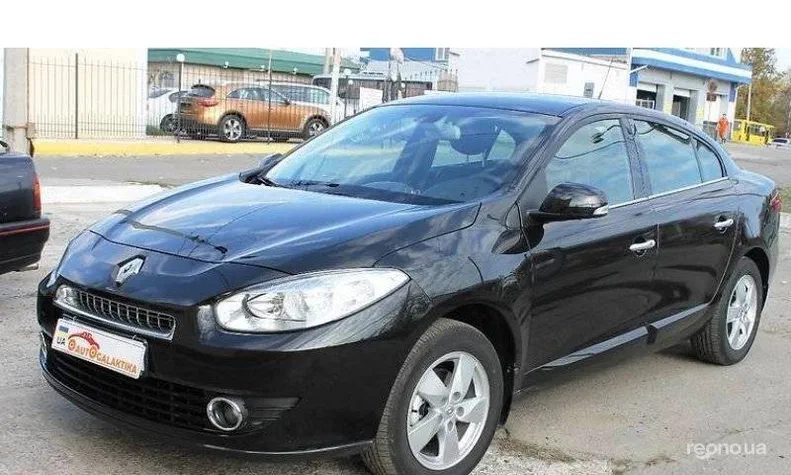 Renault Fluence 2010 - 8