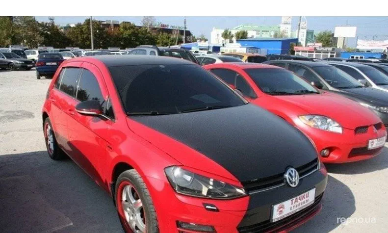 Volkswagen Golf 2010 - 1
