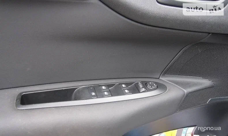 Citroen C4 2012 - 5