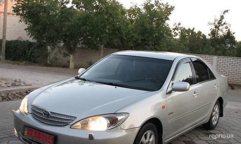 Toyota Camry 2004 - 0