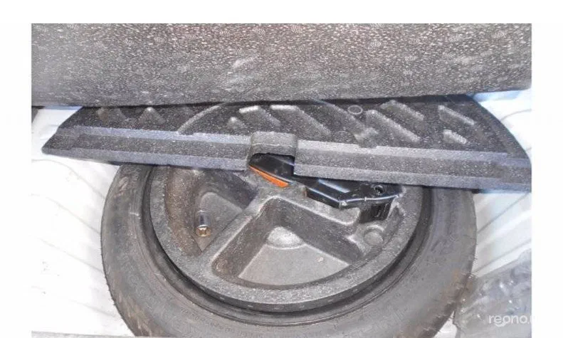 Mitsubishi Colt 2010 - 1