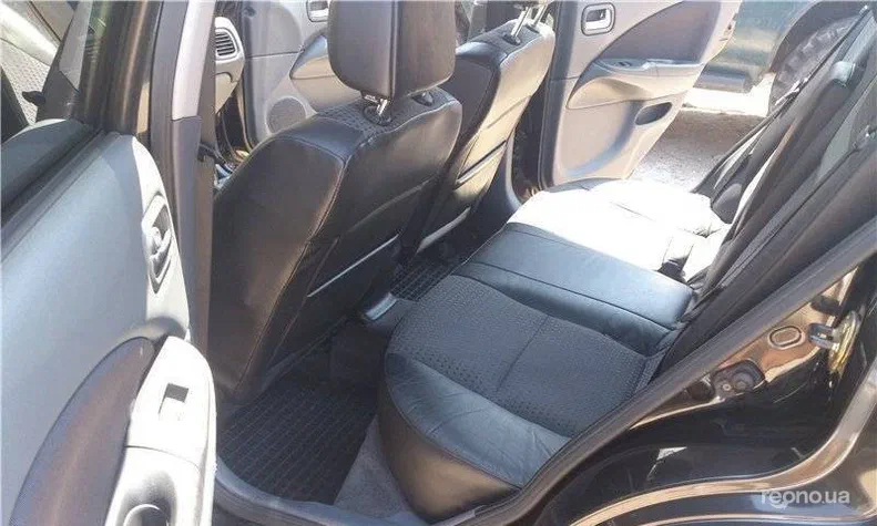 Nissan Almera 2006 - 0
