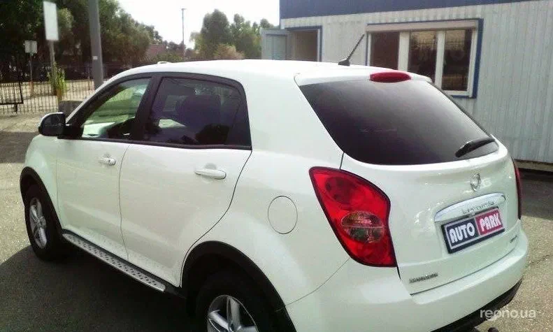 SsangYong Korando 2011 - 19