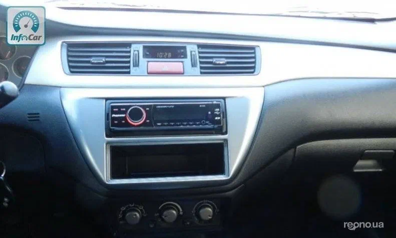 Mitsubishi Lancer 2007 - 10