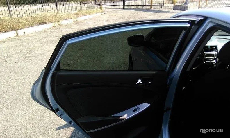 Hyundai Accent 2013 - 9