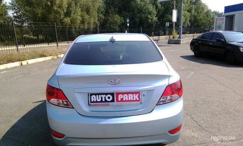 Hyundai Accent 2013 - 17