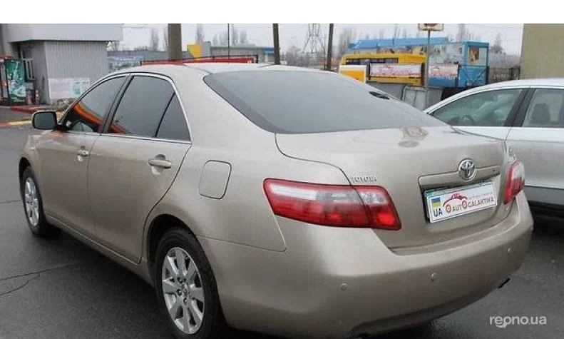 Toyota Camry 2007 - 4