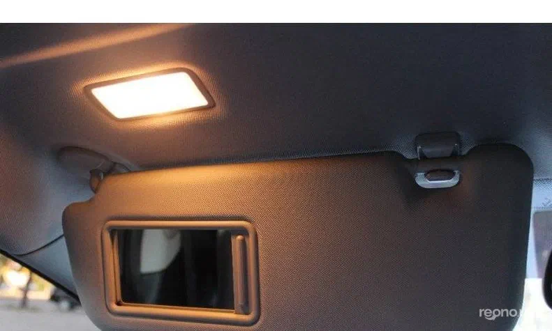 Toyota Avensis 2011 - 4