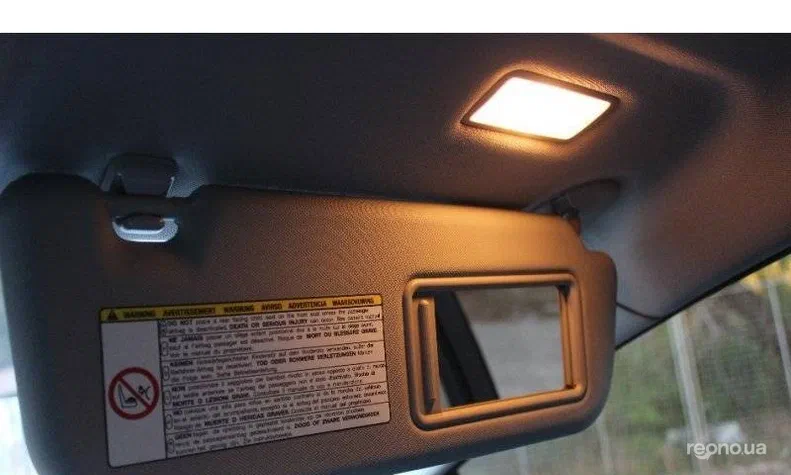 Toyota Avensis 2011 - 3