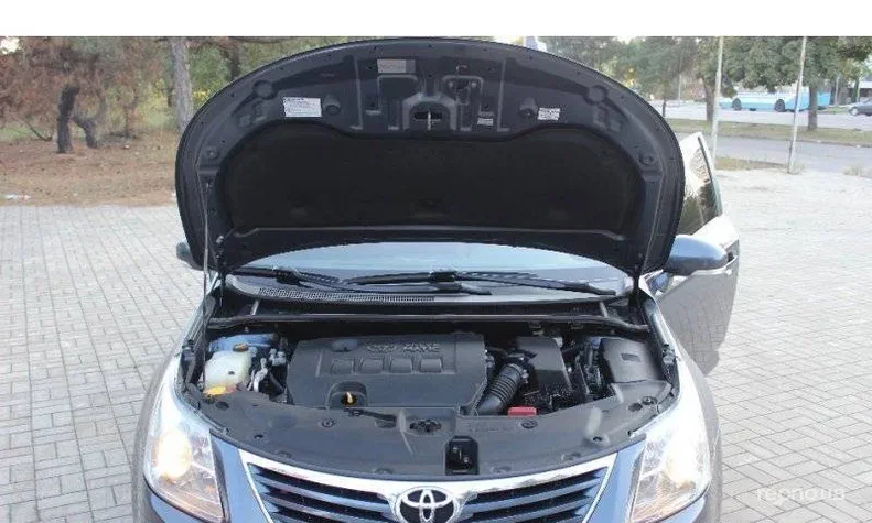 Toyota Avensis 2011 - 1