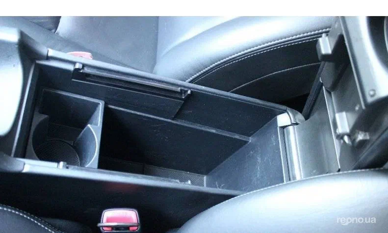 Toyota Avensis 2011 - 5