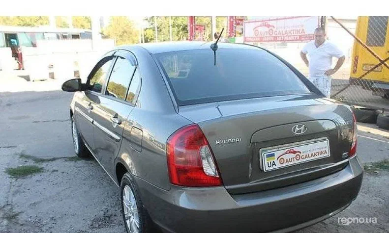 Hyundai Accent 2008 - 6