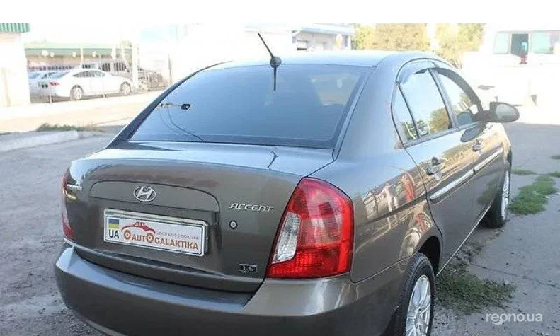 Hyundai Accent 2008 - 5