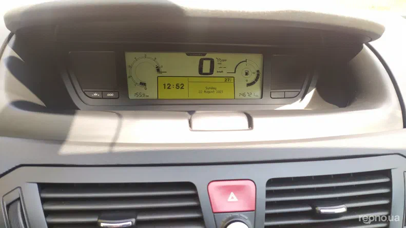 Citroen C4 Picasso 2010 - 6