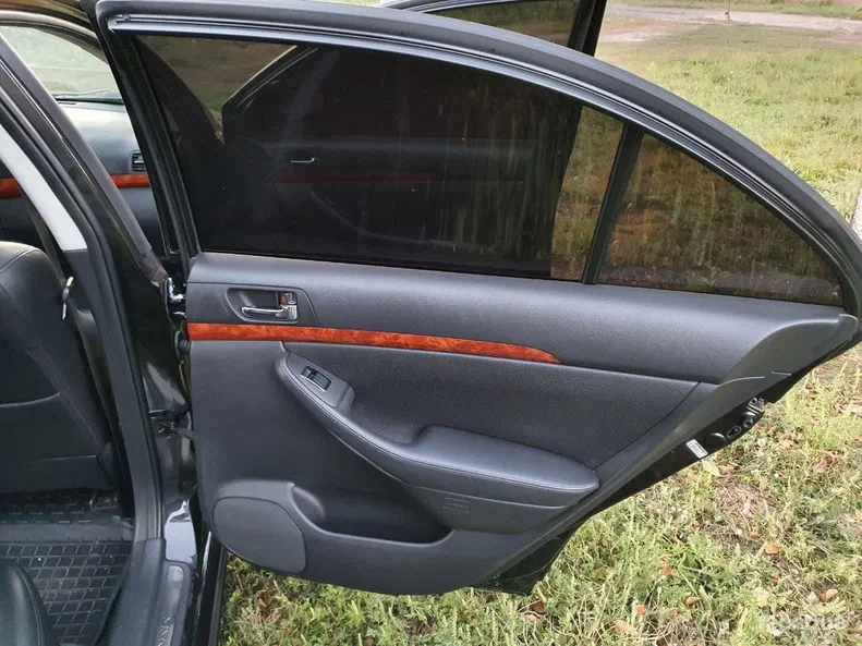 Toyota Avensis 2005 - 18