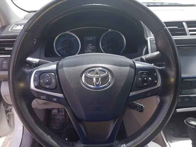 Toyota Camry 2015 - 16