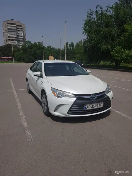 Toyota Camry 2015 - 11