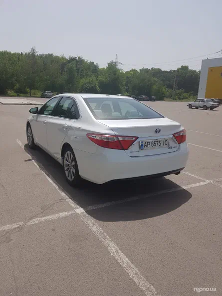Toyota Camry 2015 - 6