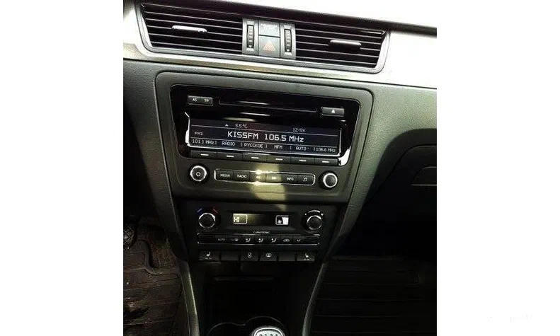 Skoda Rapid 2014 - 5