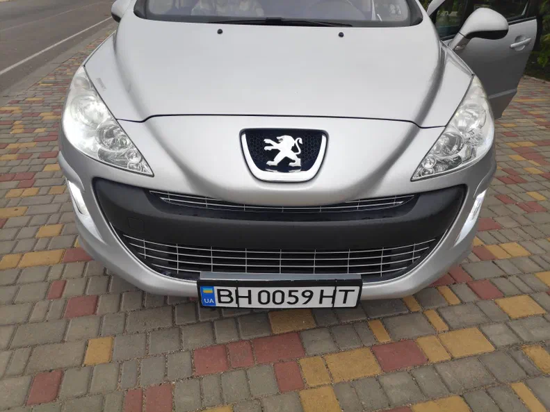 Peugeot 308 2010 - 16