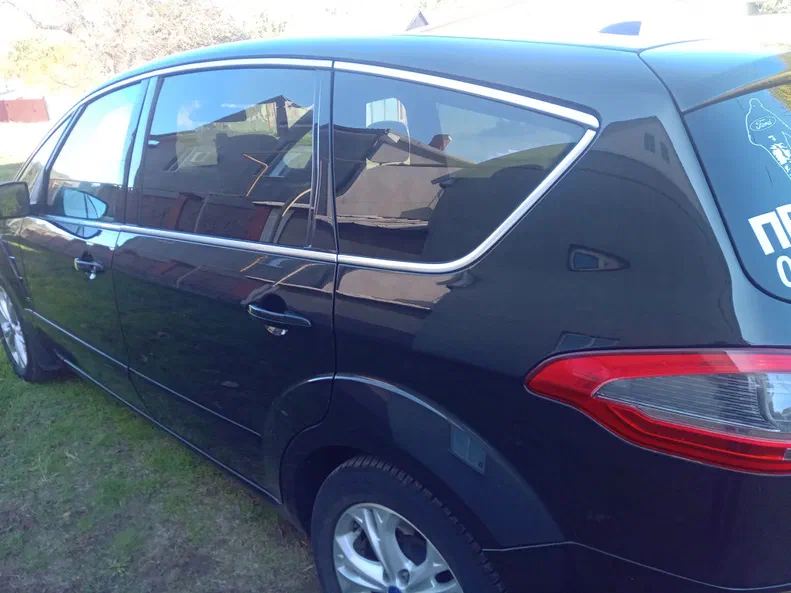 Ford S-MAX 2014 - 27