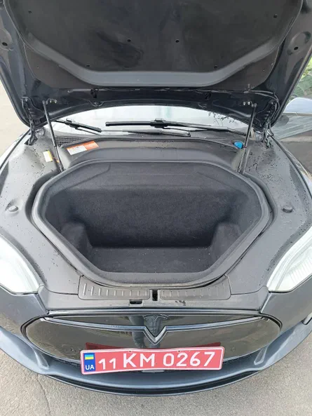 Tesla Model S 2015 - 20