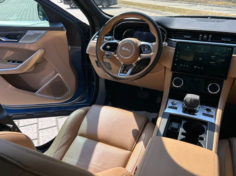 Jaguar F-Pace 2021 - 38