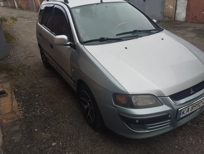 Mitsubishi Space Star 2004