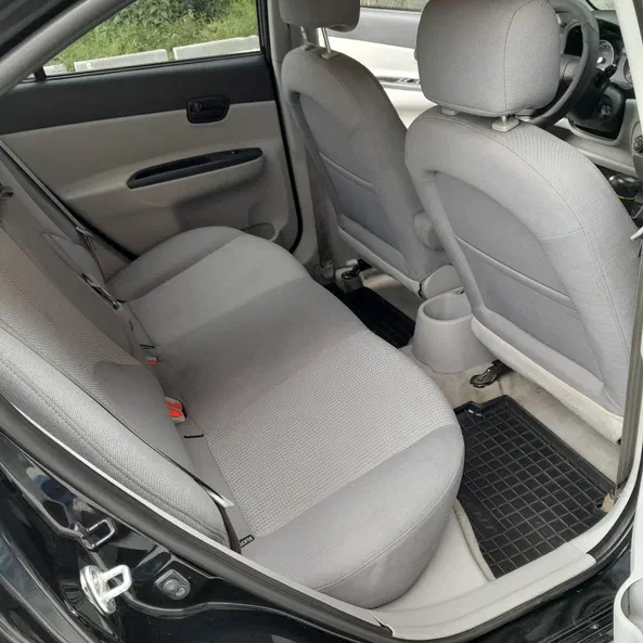 Hyundai Accent 2009 - 13