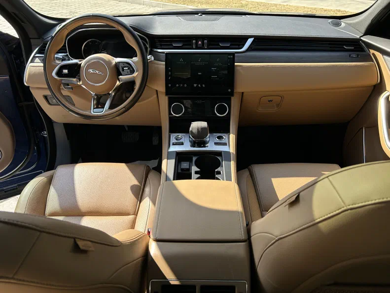 Jaguar F-Pace 2021 - 24