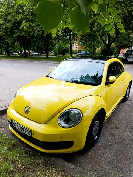 Volkswagen Beetle 2014