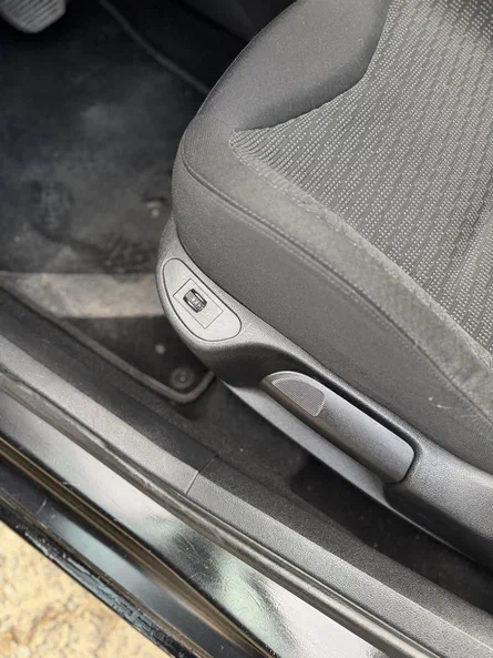 Peugeot 308 2008 - 9