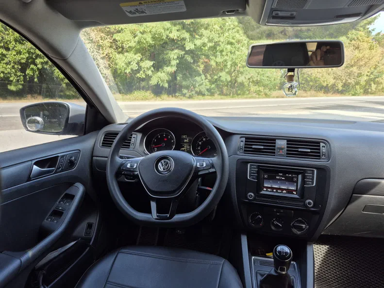 Volkswagen Jetta 2015 - 7