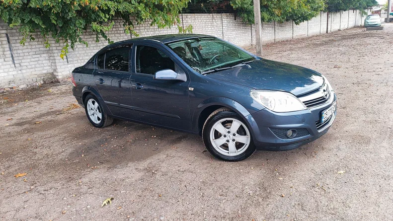 Opel Astra 2008 - 20