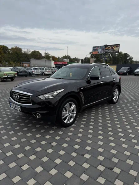 Infiniti FX 2012