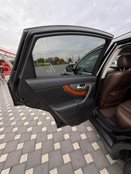 Infiniti FX 2012 - 12