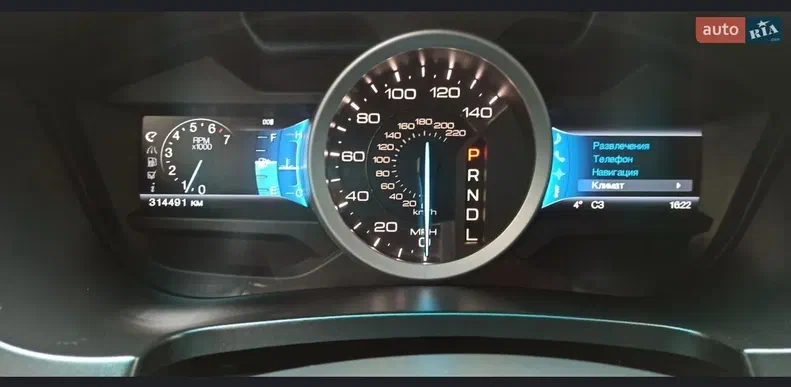 Ford Explorer 2011 - 19