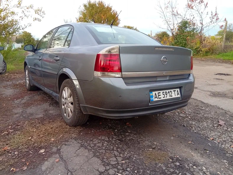 Opel Vectra 2004 - 5