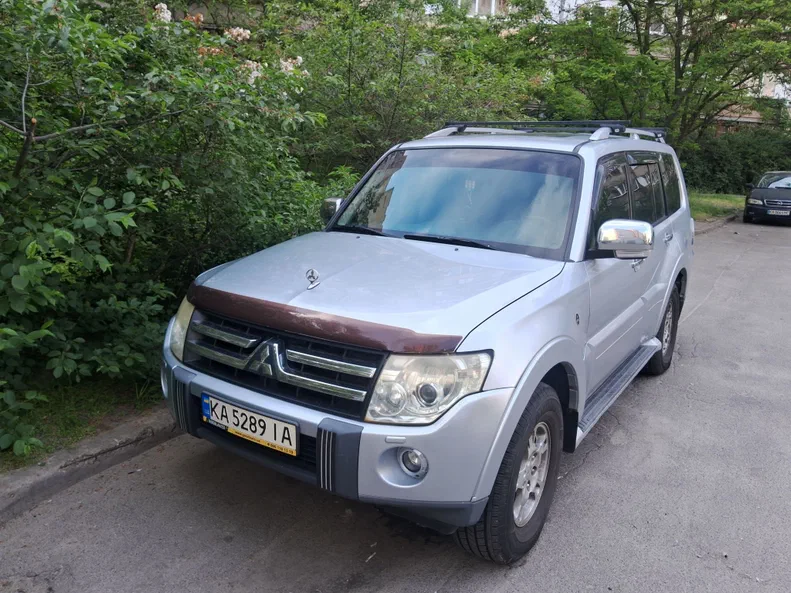 Mitsubishi Pajero 2008 - 7