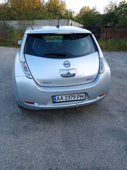 Nissan Leaf 2013 - 16