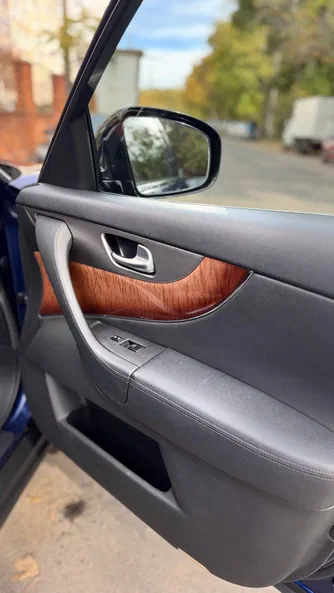 Infiniti QX70 2016 - 18