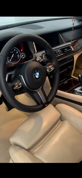 BMW 7 серія 2013 - 28