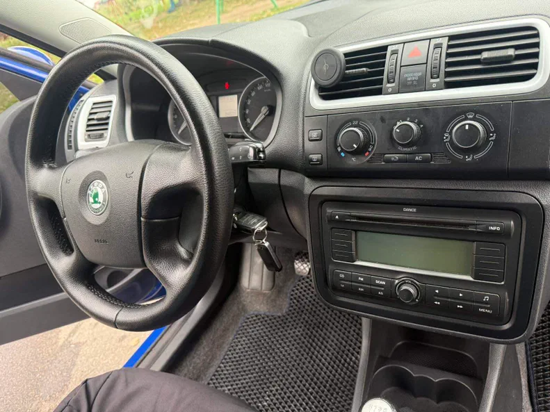 Skoda Fabia 2008 - 17